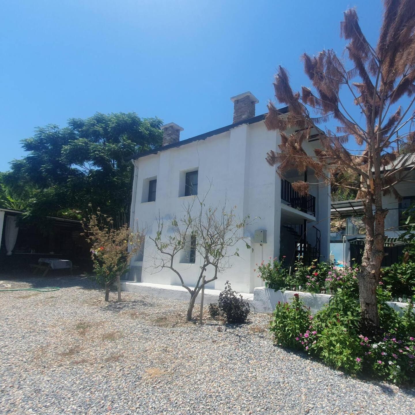 Baykus Guesthouse-Konukevi Soke Exteriör bild